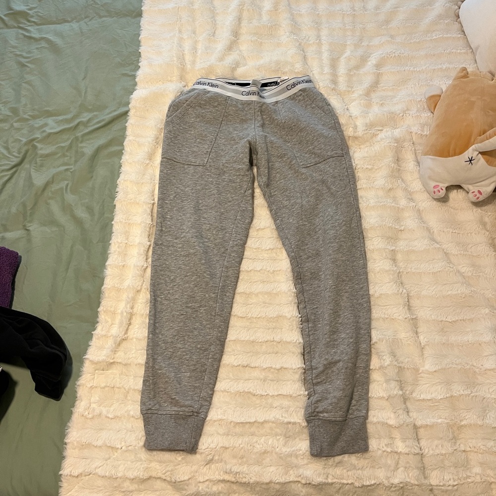 Calvin Klein cotton sweatpants SMALL